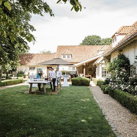 Bed and Breakfast De Bosch Люммен Экстерьер фото
